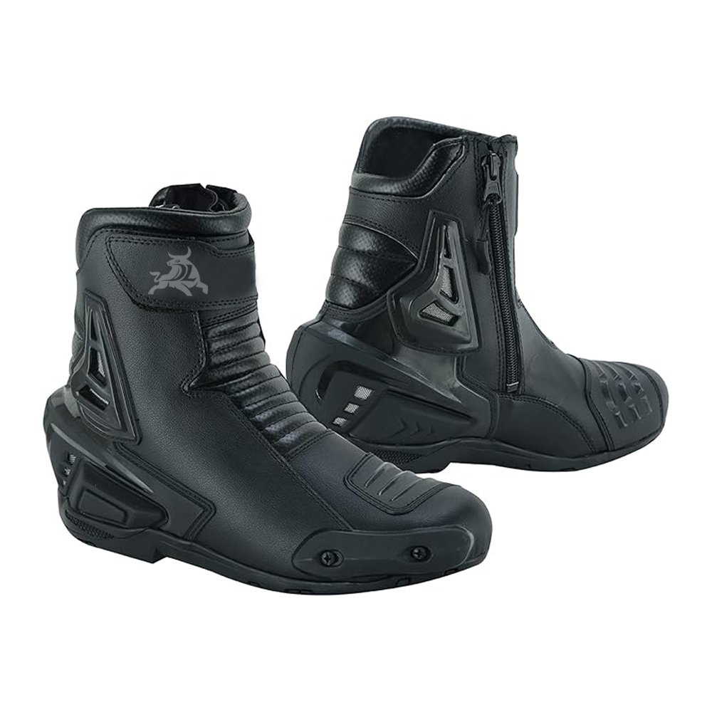 02 Racing Shoes - Image 1