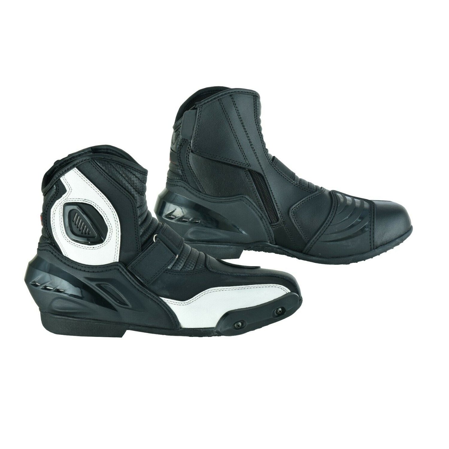 04 Racing Shoes - Image 1
